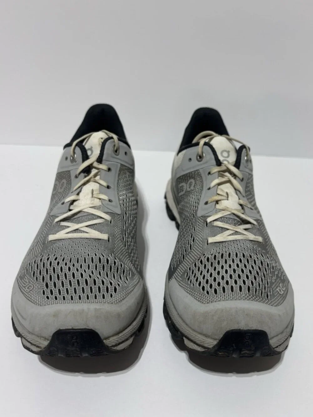 On Women’s Cloudsurfer Running Shoes Glacier Grey, Size 8 M